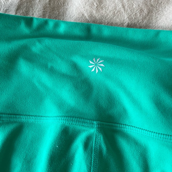 (❗️Need to sell this week-LIKE NEW) 4 legging bundle (3x Athleta & 1x fabletics) - Picture 2 of 16